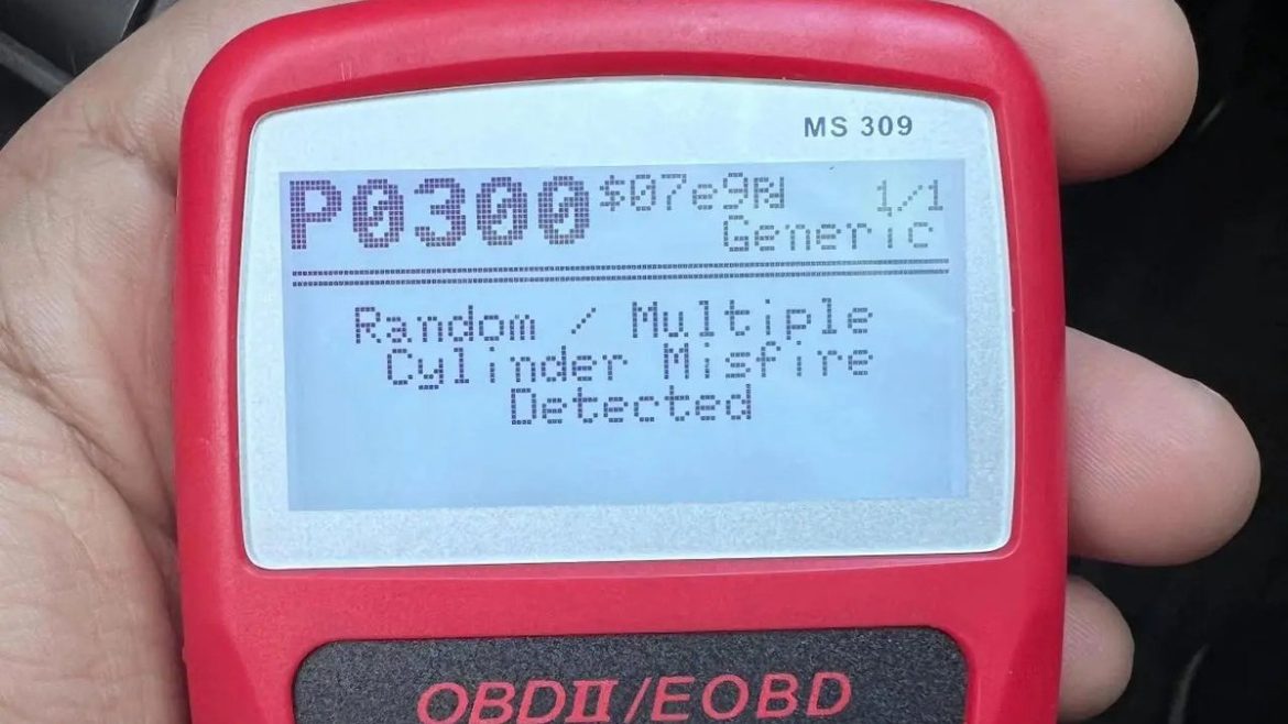 OBD-сканер показує код P0300 - пропуски запалювання
