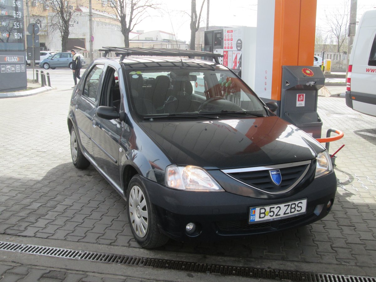 Dacia Logan 2006, живе фото