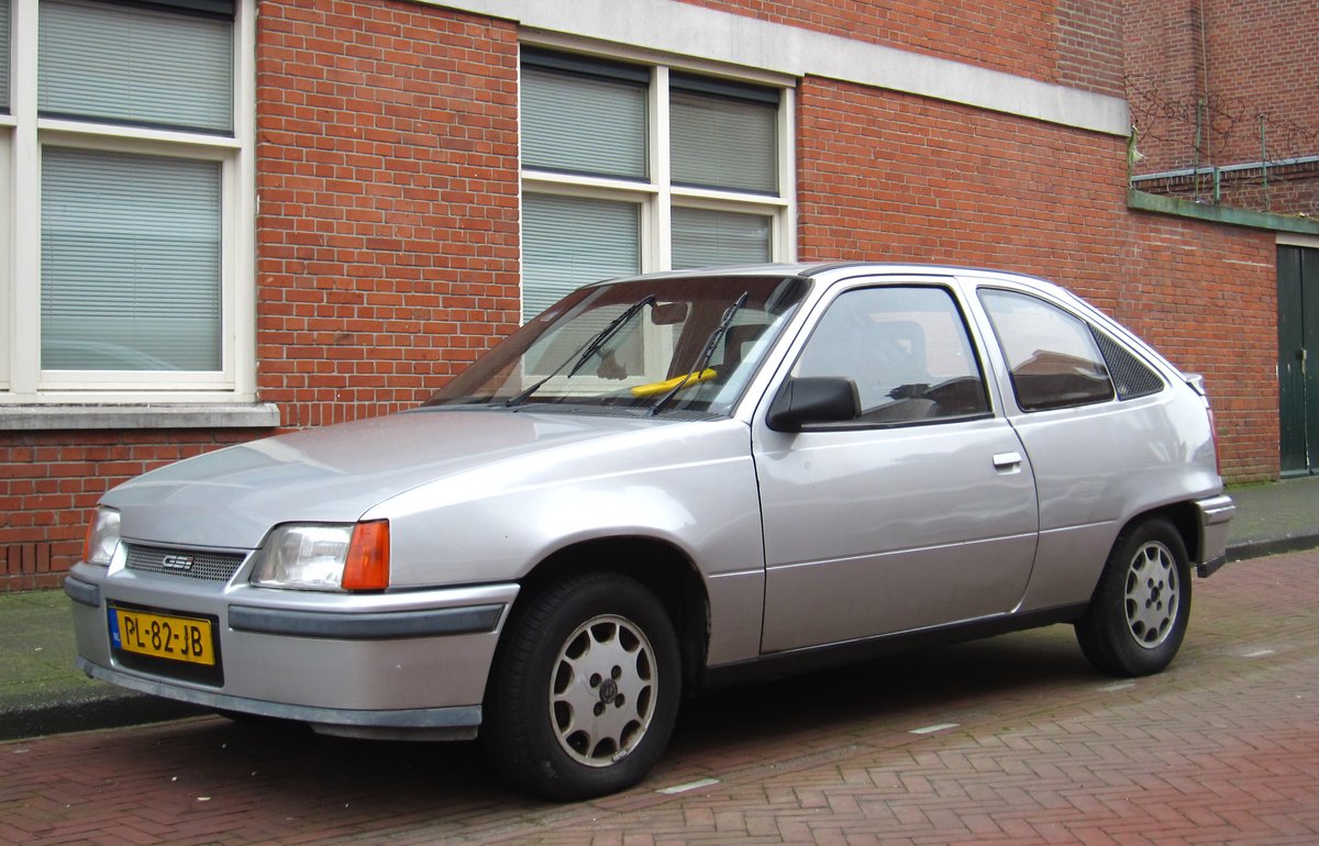 Opel Kadett E 1986, живе фото